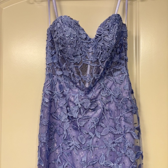 Prom dress - Picture 5 of 6